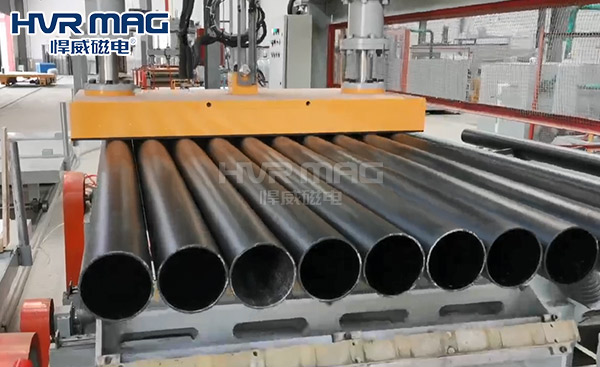 电永磁吸盘搬运成排钢管案例分析